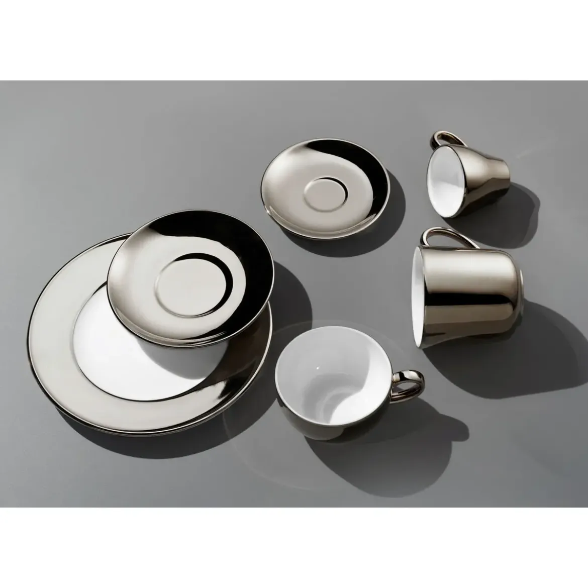 Dibbern Kaffee-Untertasse 14 cm Solid Color Platin