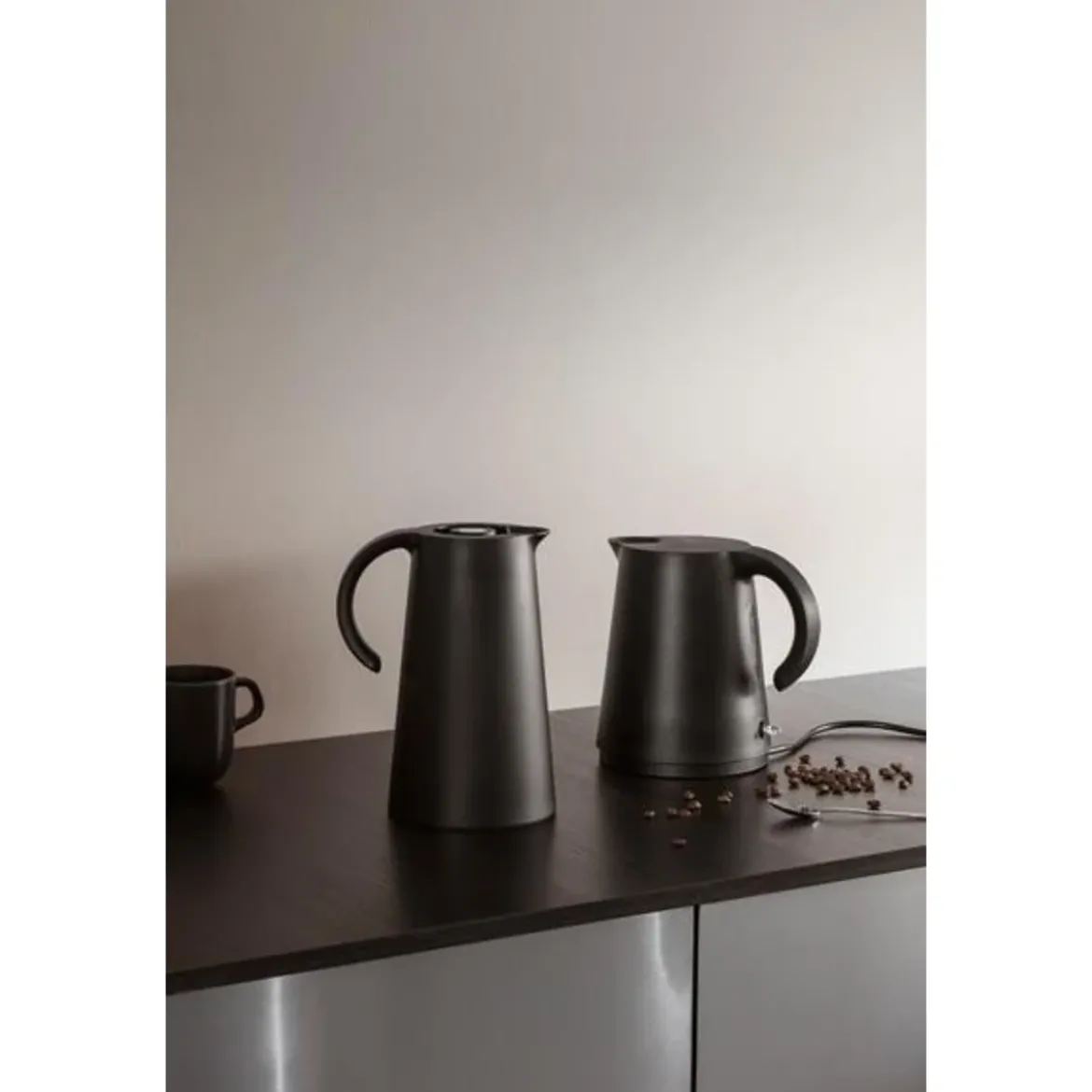 Eva Solo Wasserkocher 1,2 l 2200 W Rise schwarz