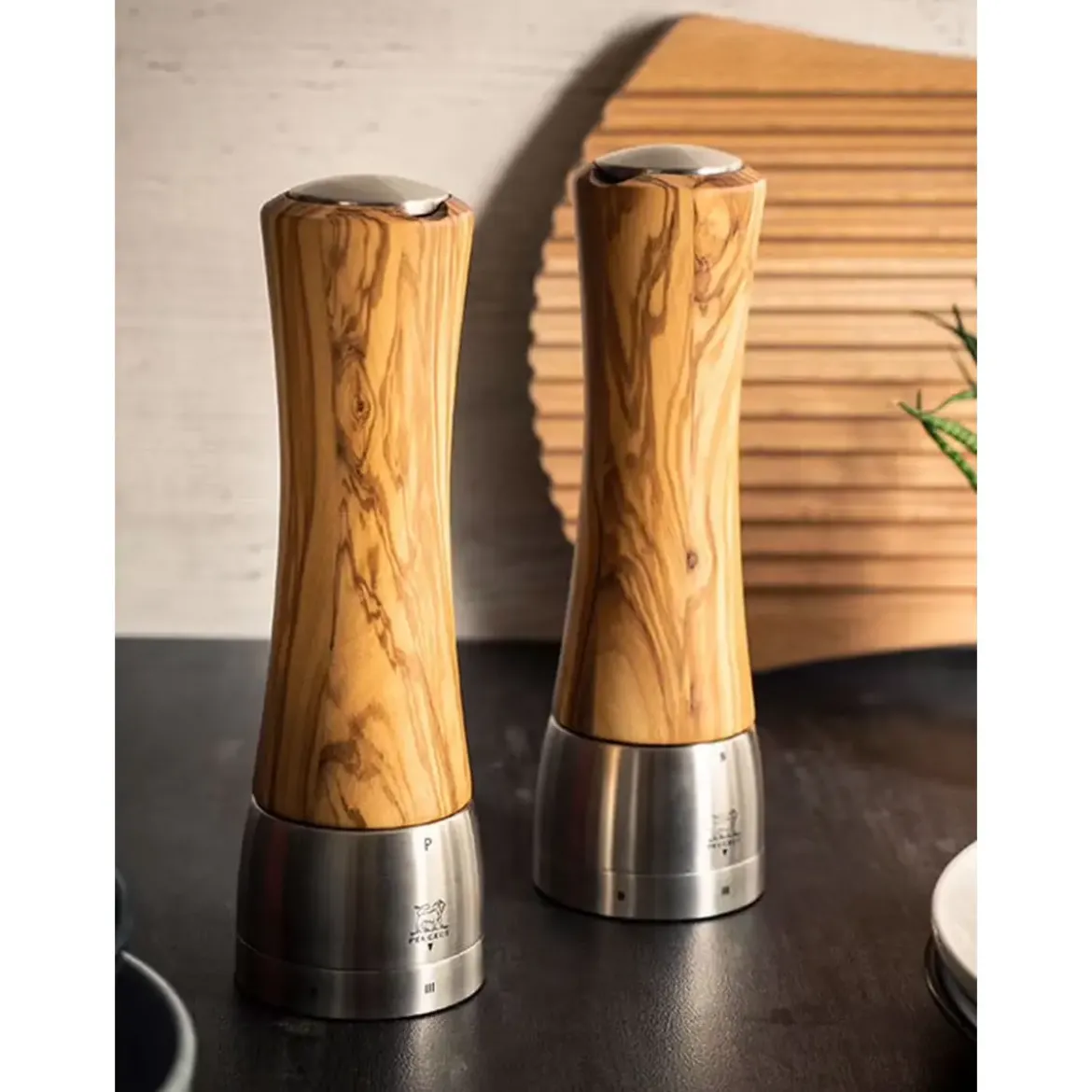 Peugeot Pfeffermühle 16 cm Madras u'Select Olivenholz