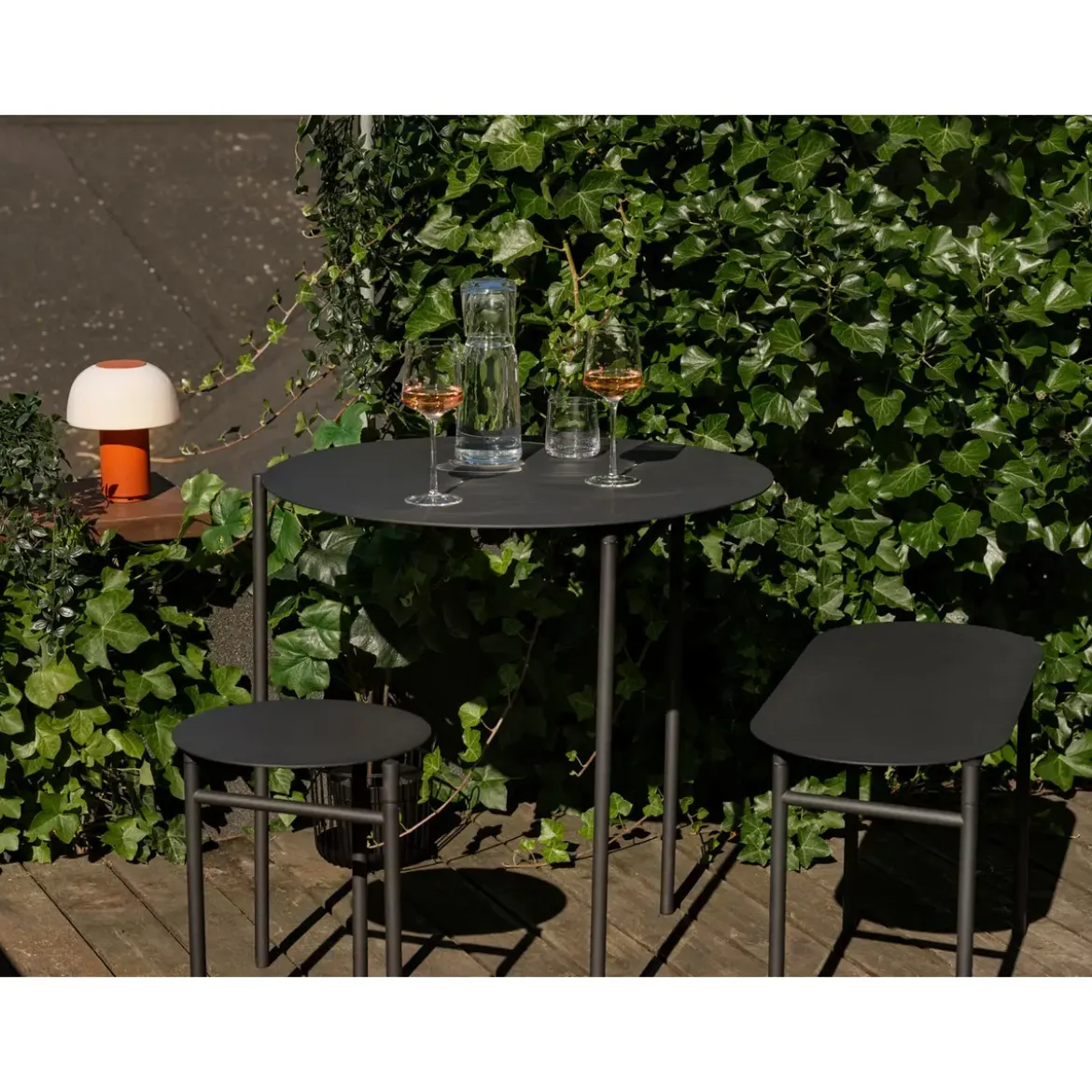 Zone Denmark Schemel 45 cm Disc schwarz